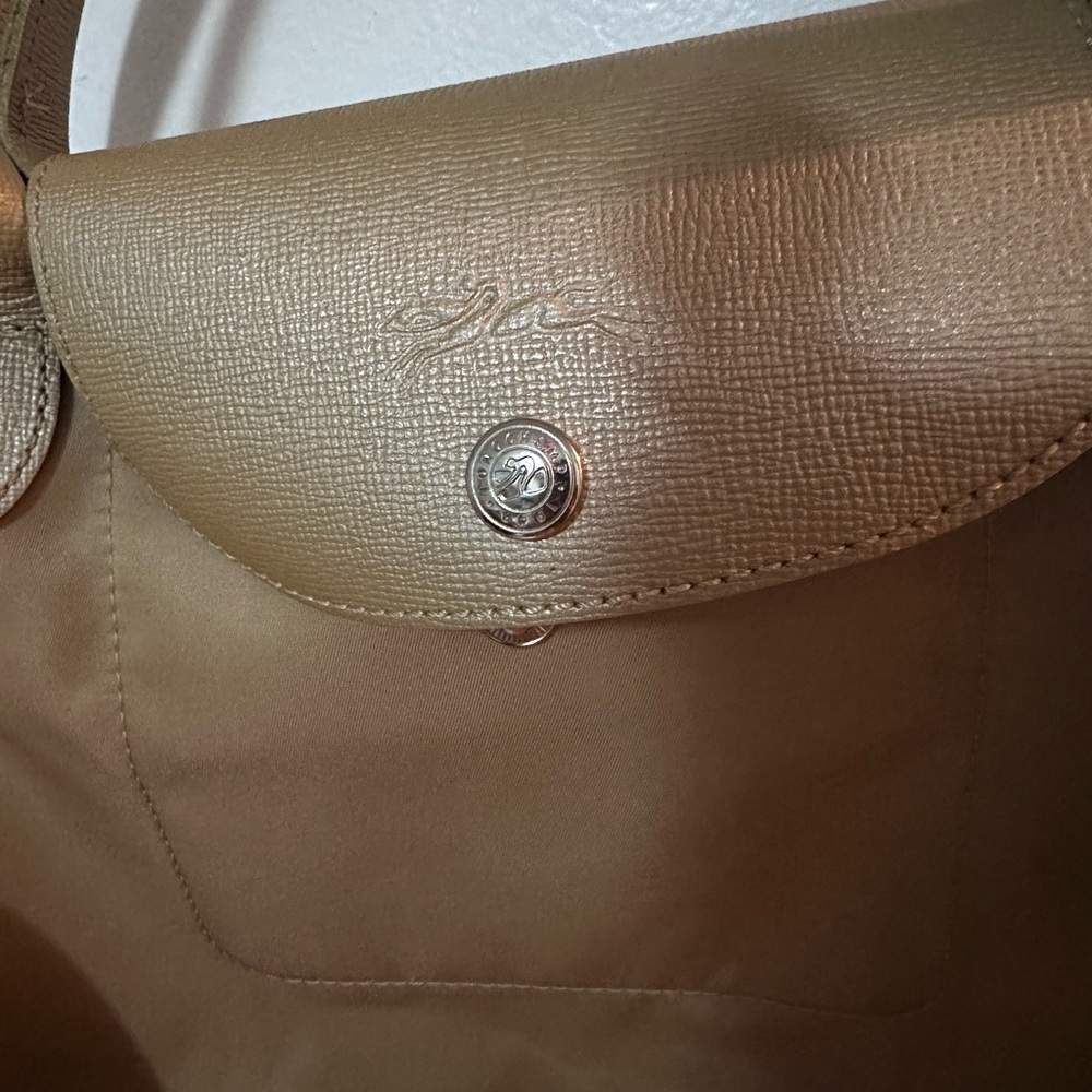 Longchamp Gold Le Pliage Travel Tote with Shoulder Strap - Picture 2 of 4
